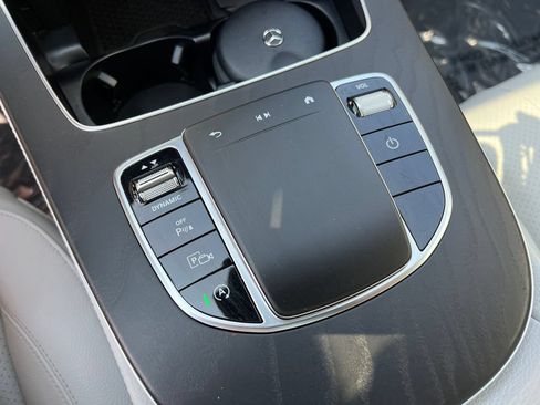 Used 2023 Mercedes-Benz E 350 4MATIC Sedan image 23