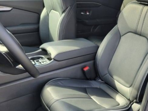 New 2025 Honda Pilot Elite image 8