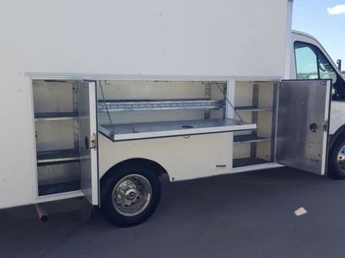 Used 2019 Ford Transit 350 138 DRW w/ Exterior Upgrade Package image 10