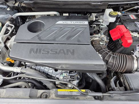 Used 2025 Nissan Rogue SV FWD image 30