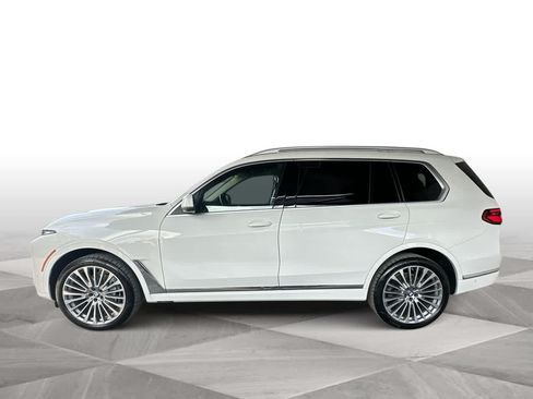 Used 2024 BMW X7 xDrive40i w/ Premium Package AWD/4WD image 5