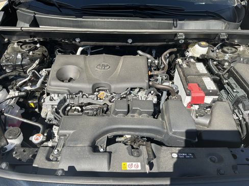 Used 2025 Toyota RAV4 XLE w/ Convenience Package image 37