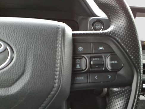 Used 2025 Toyota Tacoma SR image 24