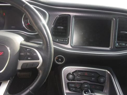 Used 2015 Dodge Challenger R/T Plus RWD image 9