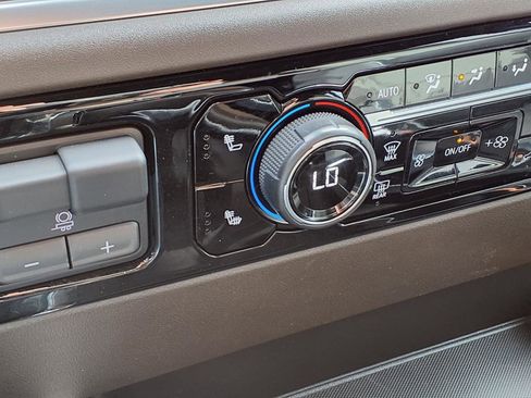 Used 2023 Chevrolet Silverado 1500 RST w/ Texas Edition Plus image 15