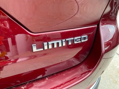 Used 2023 Jeep Grand Cherokee Limited AWD/4WD image 6