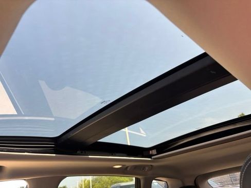 Used 2020 Nissan Murano SL w/ Moonroof Package FWD image 10