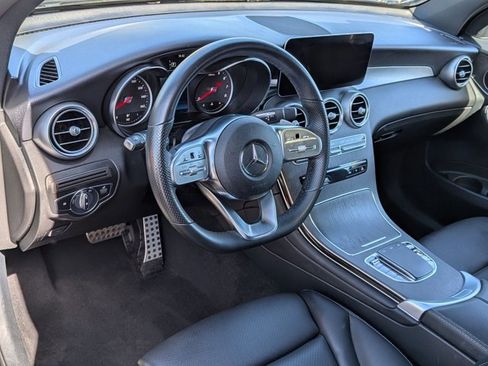 Used 2022 Mercedes-Benz GLC 300 4MATIC image 10
