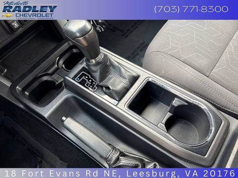 Used 2019 Toyota Tacoma TRD Off-Road AWD/4WD image 22