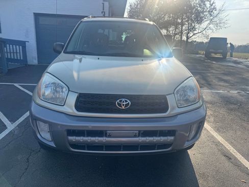 Used 2002 Toyota RAV4 4WD image 3