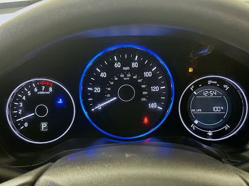 Certified 2022 Honda HR-V LX image 5