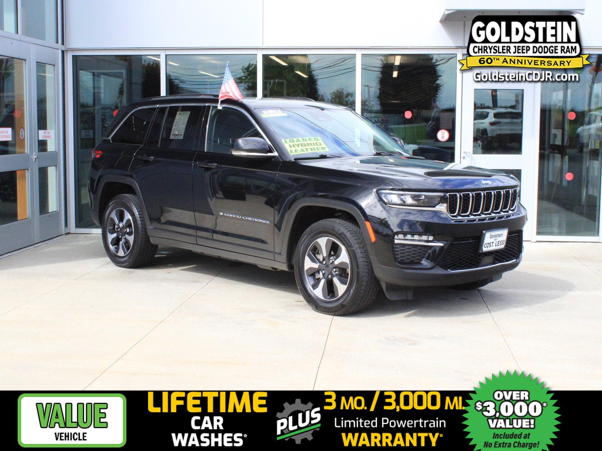 Used 2023 Jeep Grand Cherokee 4WD 4xe image 1