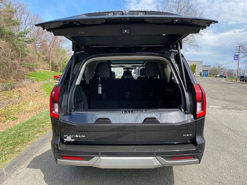 Certified 2025 Ford Expedition Max Platinum AWD/4WD image 9