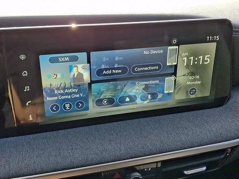 Certified 2025 Nissan Kicks SV image 19