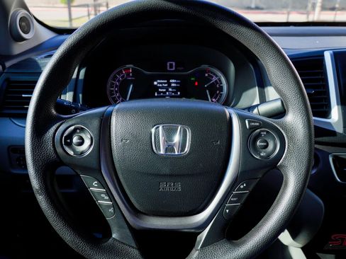 Used 2017 Honda Ridgeline RTS image 24