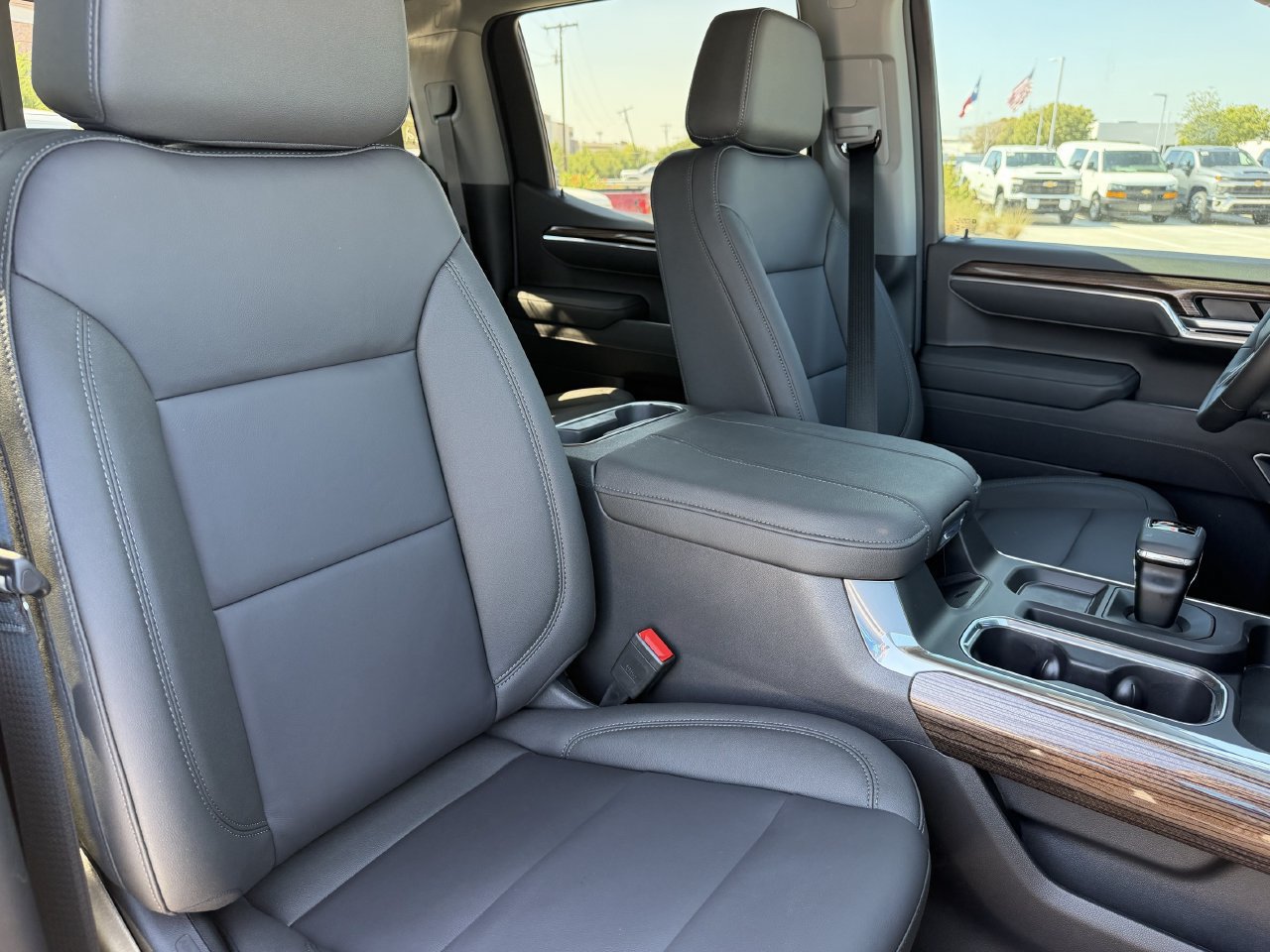 New 2026 Chevrolet Silverado 1500 RST w/ Texas Edition Plus AWD/4WD image 25