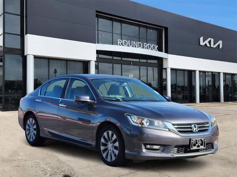 Used 2014 Honda Accord EX image 3