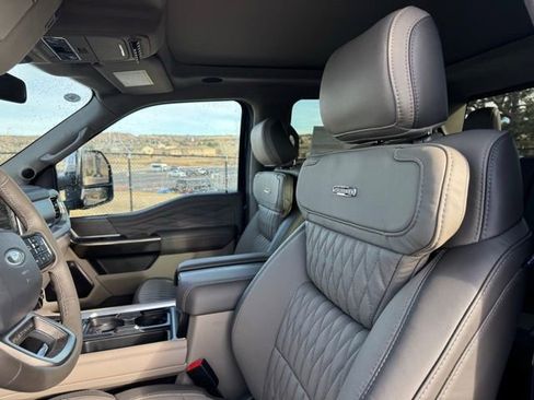 New 2026 Ford F250 Platinum w/ Platinum Plus Package image 13