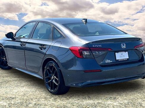 Used 2022 Honda Civic Sport image 4