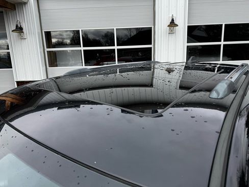 Used 2018 Jeep Grand Cherokee Limited image 9