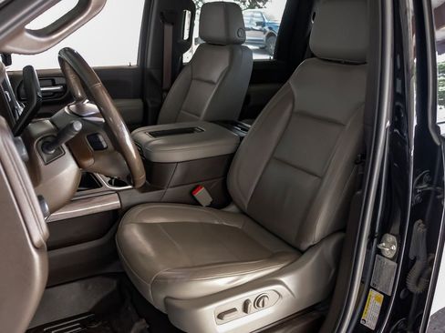 Used 2020 Chevrolet Silverado 2500 LTZ AWD/4WD image 28