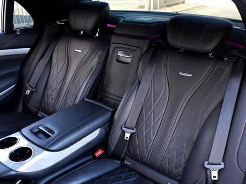Used 2015 Mercedes-Benz S 63 AMG 4MATIC Sedan image 22