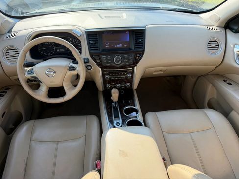 Used 2015 Nissan Pathfinder SL w/ SL Tech Package AWD/4WD image 16