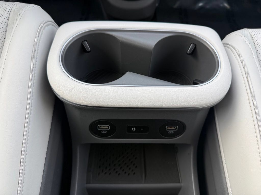 Certified 2024 Hyundai Ioniq 5 Limited RWD image 22
