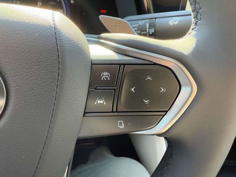 Used 2025 Lexus RZ 450e image 23