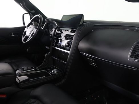Used 2024 INFINITI QX80 Sensory AWD/4WD image 32