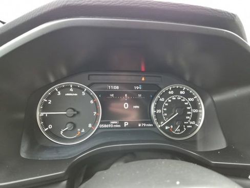 Used 2024 Mitsubishi Outlander SE image 16