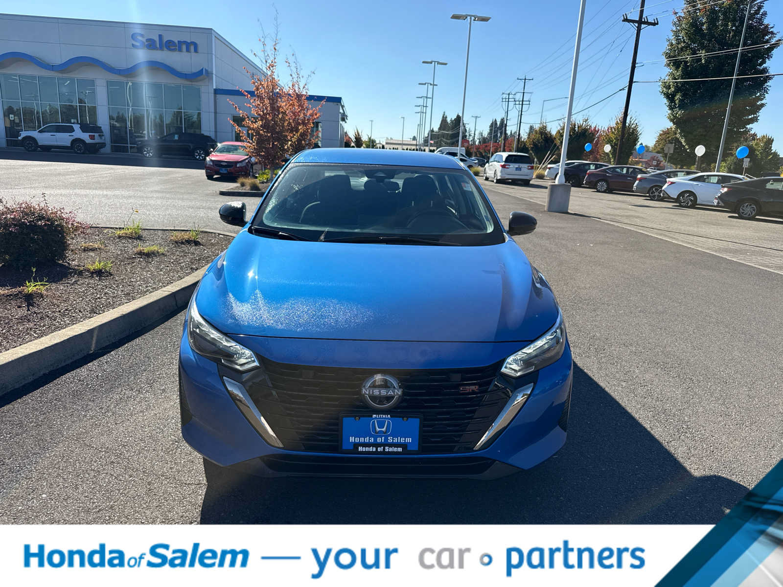 Used 2025 Nissan Sentra SR FWD image 6