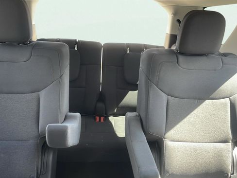 Used 2025 Ford Explorer Active image 19