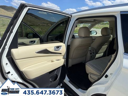 Used 2019 INFINITI QX60 Luxe w/ Essential Package FWD image 25