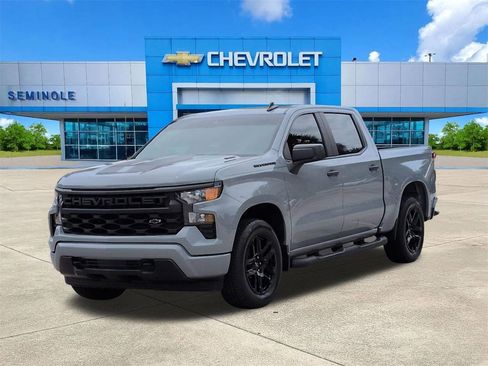 Used 2024 Chevrolet Silverado 1500 Custom RWD image 2