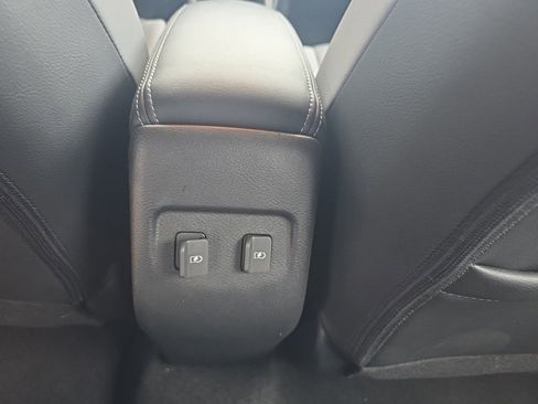 Certified 2024 Nissan Kicks SR w/ SR Premium Package image 14