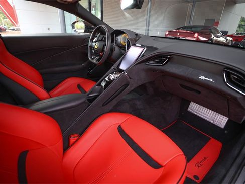 Certified 2022 Ferrari Roma image 36