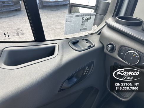 New 2026 Ford Transit 250 148 Medium Roof image 24