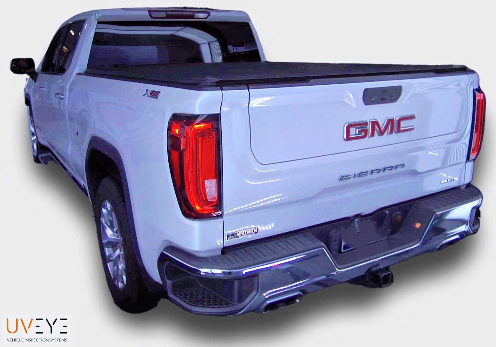 Used 2021 GMC Sierra 1500 SLT w/ X31 Off-Road Package AWD/4WD image 4