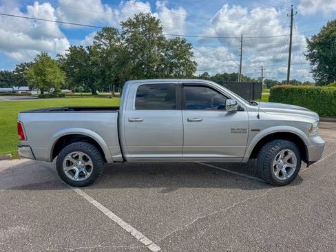 Used 2015 RAM 1500 Laramie w/ Convenience Group AWD/4WD image 2