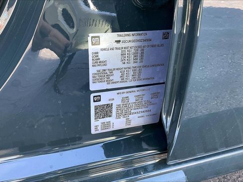 Used 2025 Chevrolet Silverado 1500 LTZ w/ LTZ Premium Package image 31