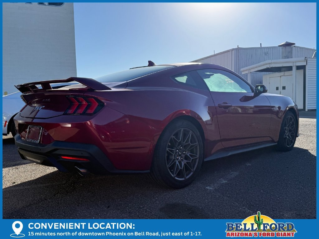Used 2025 Ford Mustang GT w/ GT Performance Package RWD image 4