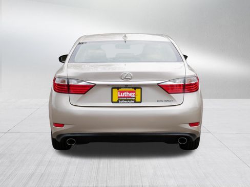 Used 2015 Lexus ES 350 w/ Premium Package FWD image 6
