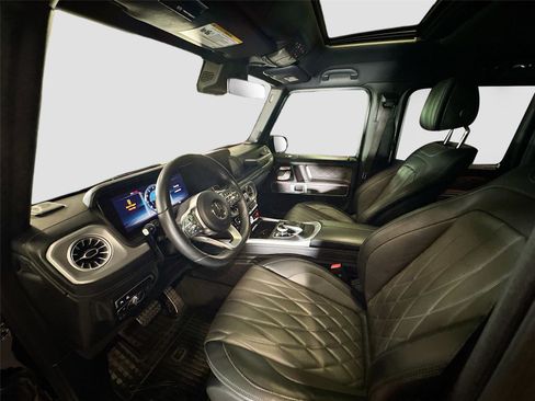 Used 2024 Mercedes-Benz G 550 image 10