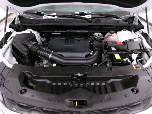 Certified 2024 Chevrolet Blazer LT w/ Convenience Package image 17