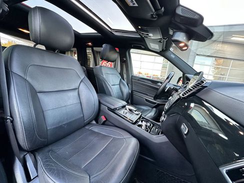 Used 2019 Mercedes-Benz GLS 550 4MATIC w/ Driver Assistance Package image 21