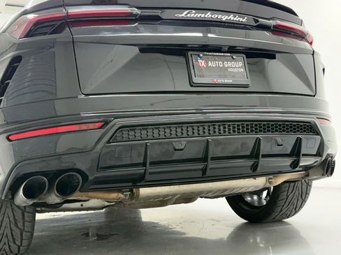 Used 2021 Lamborghini Urus image 23