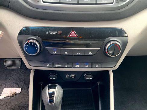 Used 2018 Hyundai Tucson SEL FWD image 32