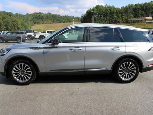 Used 2021 Lincoln Aviator Reserve w/ Equipment Group 201A image 6