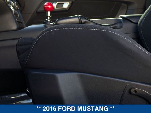 Used 2016 Ford Mustang Shelby GT350 image 18